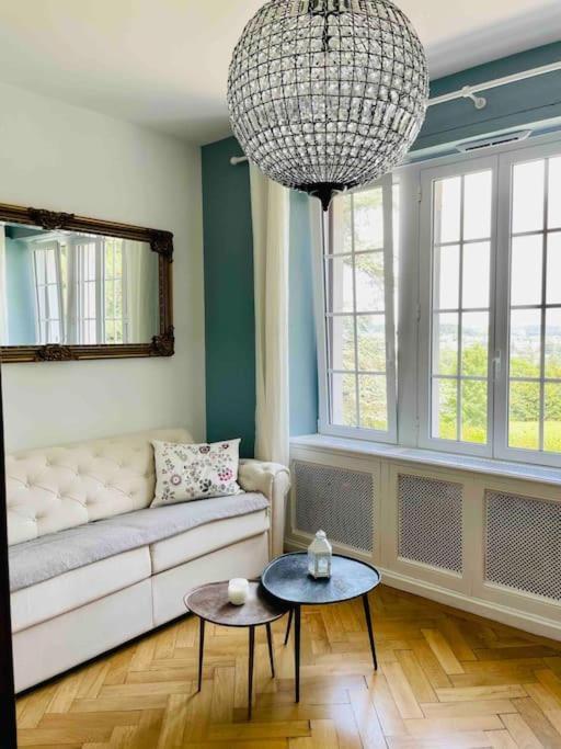 Apartment Dans Chateau Du Xxeme Exincourt